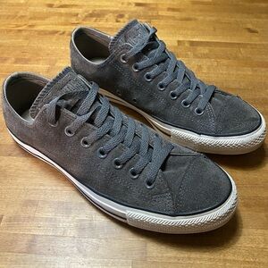 Converse Low Top Sneakers - Charcoal Gray Suede
